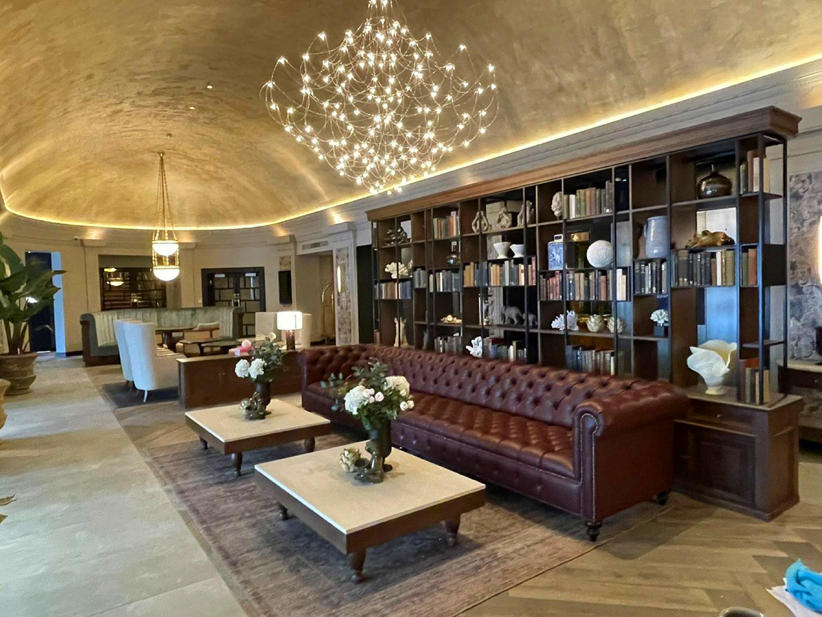 Queens Leeds Elektra Lighting